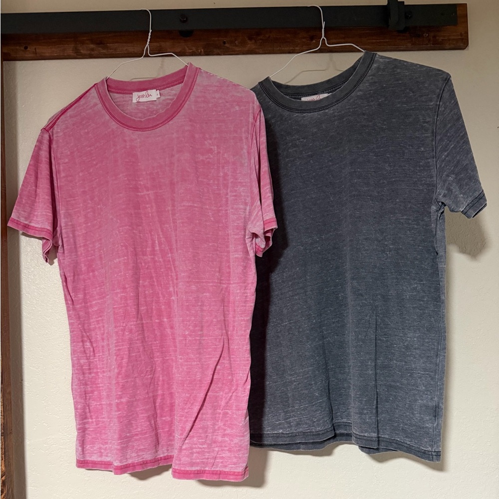 Jess Lea Women Acid Wash T-Shirts Pink and Gray Lot of 2. Size Large